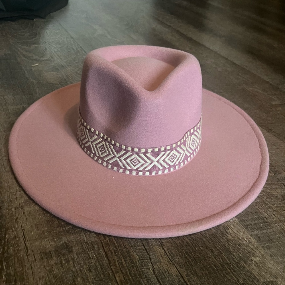 Pink Wide-Brim Hat with Patterned Band